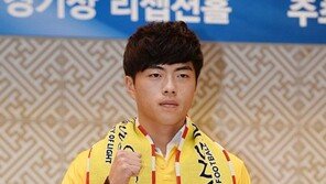 광주FC 박선홍 “난 봉 잡았다”