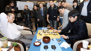 김지석 첫판 불계승… 세계챔프, 한발 앞으로