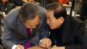  이재오 “현 정권, 유신 독재권력 향수 갖고있나 의심”