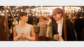 호킹 ‘블랙홀 이론’은 부부싸움의 결과물?