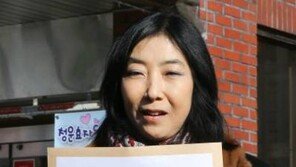 ‘종북 토크쇼 논란’ 재미동포 신은미 “14일 경찰 조사받겠다”