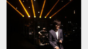 김동률 콘서트, 빛과 소리로 전한 ‘감동의 무대’