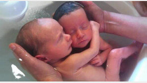 겨울철 아이 목욕법, 성인보다 피부 연약… 특히 조심해야할 부분은?