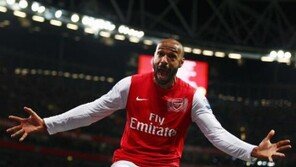 ‘킹’ 앙리, EPL 역대 최고 득점빈도… 132분마다 1골 ‘쾅’