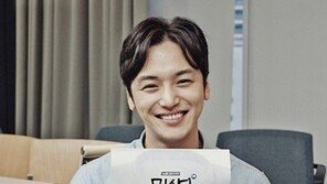 ‘미생’ 변요한, 비하인드 컷 공개 “요즘 개벽이가 대세” 훈훈