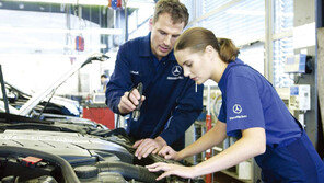 [CAR]QR코드 스캔하면 차량구조 한눈에… 교통사고때 신속구조