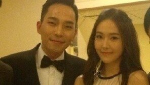 제시카 타일러권 동거설 논란, 홍콩서 ‘유아용품 매장’ 둘러보다 포착