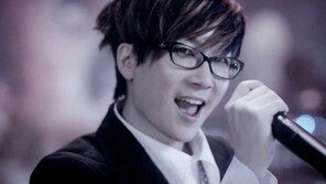 서태지, 크리스마스이브에 평창동 자택으로 팬 300명 초대