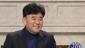 [연예 뉴스 스테이션] 연기자 정호근 “무병 앓고 신내림 받았다”