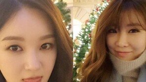 강민경-이해리, 크리스마스 이브 맞이 셀카 ‘물 오른 미모’