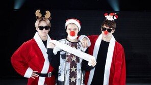 JYJ, 산타클로스와 루돌프로 변신 “해피 메리 크리스마스” 훈훈