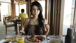 김사은, 성민과 몰디브 신혼여행 인증샷 “물 오른 미모” 눈길