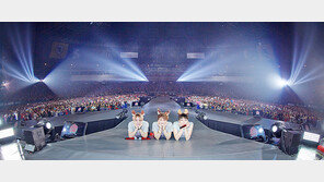 JYJ, 일본 돔투어 성황…24만 관객 ‘감동’