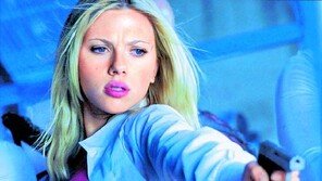 ‘나홀로집에3’ 스칼렛 요한슨, 누나의 변신은 무죄? 소녀서 숙녀로 ‘탄성이 절로’ 