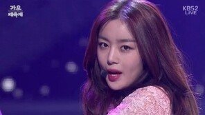 가요대축제 시크릿, 청순+섹시 오가는 파격 무대로 男心 올킬…‘미모 물 올랐네’