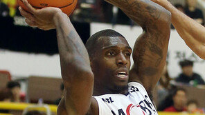 [바스켓볼 피플] 라틀리프 “어머니는 내 최고의 팬이다”