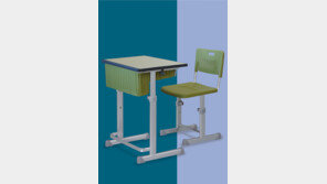 우진교구산업, 여학생용 ‘앞가리개 책상’ 눈길