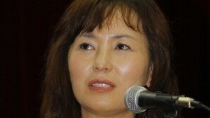 공지영 네티즌 7명 고소…“명예 훼손과 인격모독은 명백한 범법행위” 