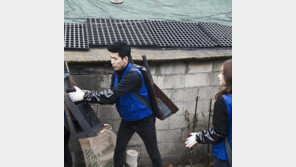 [연예 뉴스 스테이션] 션·김대명·김현철 등 스타들 연말 나눔 실천 앞장