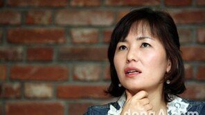 네티즌 7명 고소한 공지영, 모욕성 글 보니…입에 담기도 힘들어