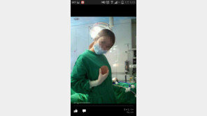 성형외과 수술실 생일파티, 가슴 보형물 들고 장난 치기도…