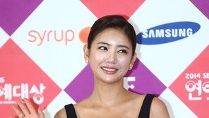 ‘SBS연예대상’ 이태임, 볼륨 몸매 드러나는 드레스 차림에 男心 ‘흔들’