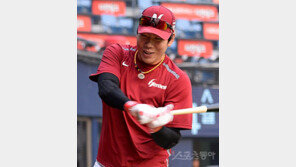 염경엽 감독 “강정호 백핸드수비 좋은 ML스타일”