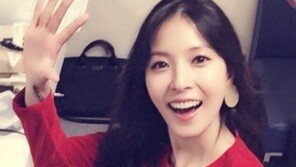 보아, 인형을 연상케 하는 남다른 미모…“복 많이 받으세요”