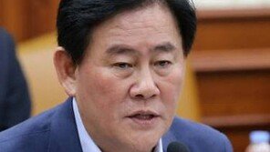 최경환 부총리 신년사…“적폐 개혁이 밥 먹여준다”