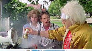 1989년작 영화 ‘백 투더 퓨처2’ 속 2015년 vs 진짜 2015년