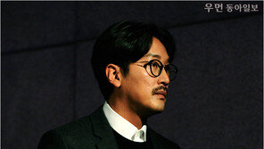 [우먼 동아일보 TV] 믿고 보는 배우 하정우, 감독으로서의 점수는요?