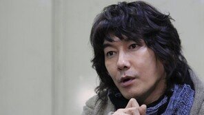 ‘기내 흡연’ 김장훈, 공황장애 때문?…“그 어떠한 것도 변명의 여지 될수 없다”