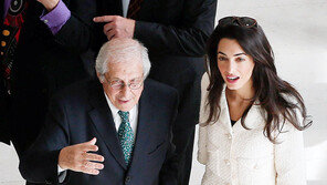 [Q매거진]뜨거운 남자의 더 뜨거운 여인… 그들이 온다