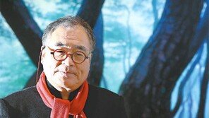 [Q매거진/Style]몽블랑 만년필·대나무 펜… 그의 힘은 눈이 아닌 손에서 왔다