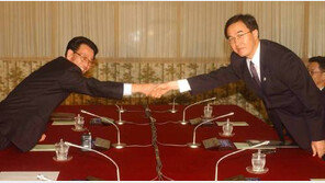 남북정상 회의록 파쇄 혐의 백종천 조명균 무죄 판결, "대통령기록물로 볼 수 없다"