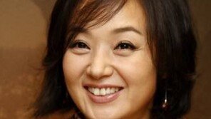 스파이 드라마 배종옥, 가족들 간 속고 속여야 하는 신개념 가족 첩보