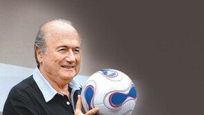 FIFA 회장 선거, 블래터 등 4명 확정… 후보 검증 통과