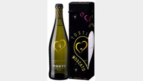 이탈리아 프로포즈 와인 또스띠 ‘로맨틱 와인 패키지’ 출시