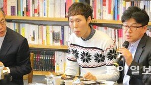 정청래, 박정희를 히틀러에 비유… 文대표 원색비난 파문
