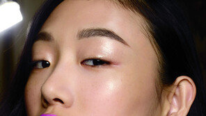 [Q매거진/Beauty]남친의 눈빛, 나에게만 머물길… 