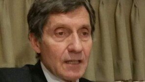 美 디트라니 “北측에 ‘한미군사훈련 중단 불가능’ 전했다”