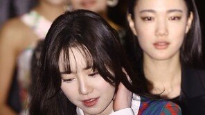 ‘블러드’ 구혜선, 터질 듯한 의상… ‘점심 많이 먹었나~’