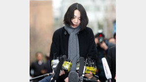 ‘땅콩 회항’ 조현아 징역 1년 실형 선고…“항로변경 유죄”