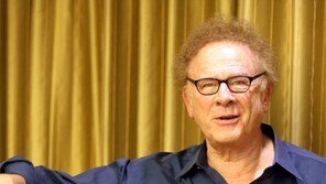 ‘험한 세상 다리’처럼 변치않는 관객에 황홀