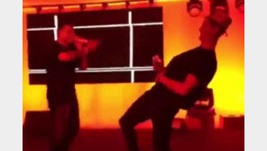 [영상] 호날두, ‘문제의 생일파티’서 웨이브 댄스·노래 선보여…“실력은?”