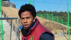 대전 잔류 택한 아드리아노 “클래식 득점왕·팀4위 쏠것”