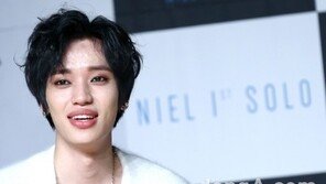 니엘 뮤비서 팜파탈 유승옥과 아찔 스킨십…“유승옥 리드, 기분 좋아”