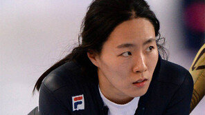 바우만 코치 “이상화, 피로 누적… 수술 필요 없다”