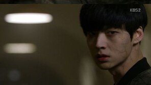 ‘블러드’ 안재현, 무자비한 총격에 뱀파이어로 돌변… 시청자들 ‘깜짝’