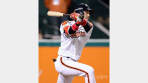 한화 이용규가 돌아왔다…첫 실전서 3안타